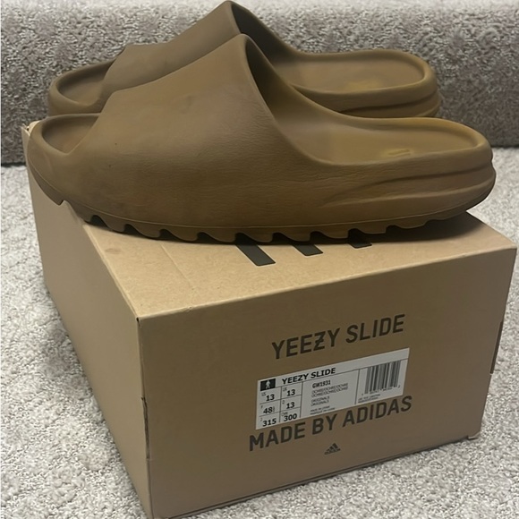 Yeezy Other - Yeezy slides
